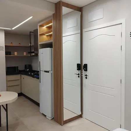 Studio Lindo Em Otima Localizacao Joinville Exterior photo