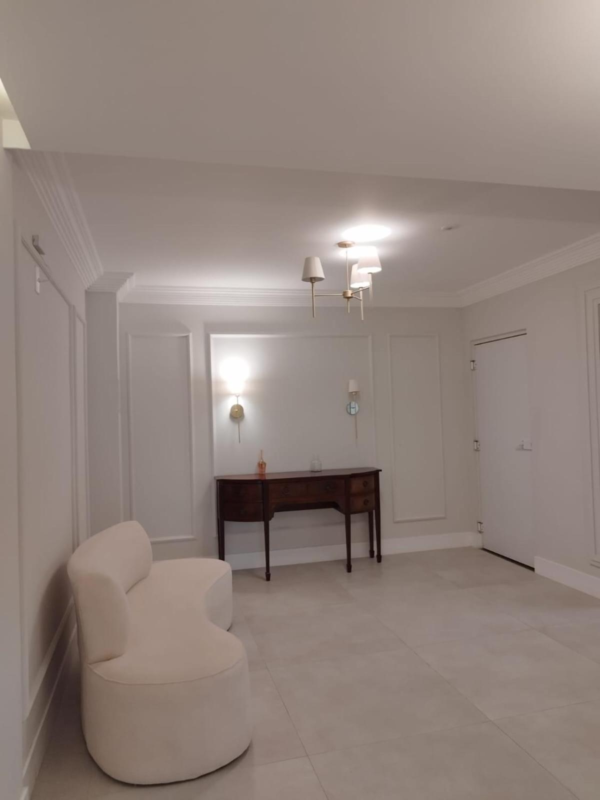 Lindo Em Otima Localizacao Apartamento Joinville