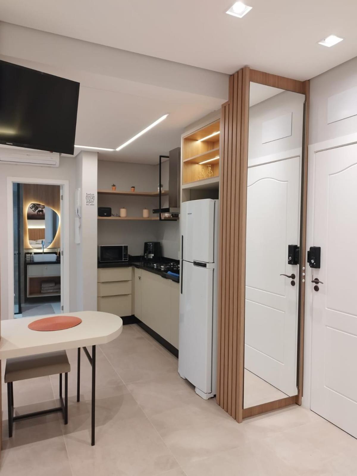 Lindo Em Otima Localizacao Apartamento Joinville